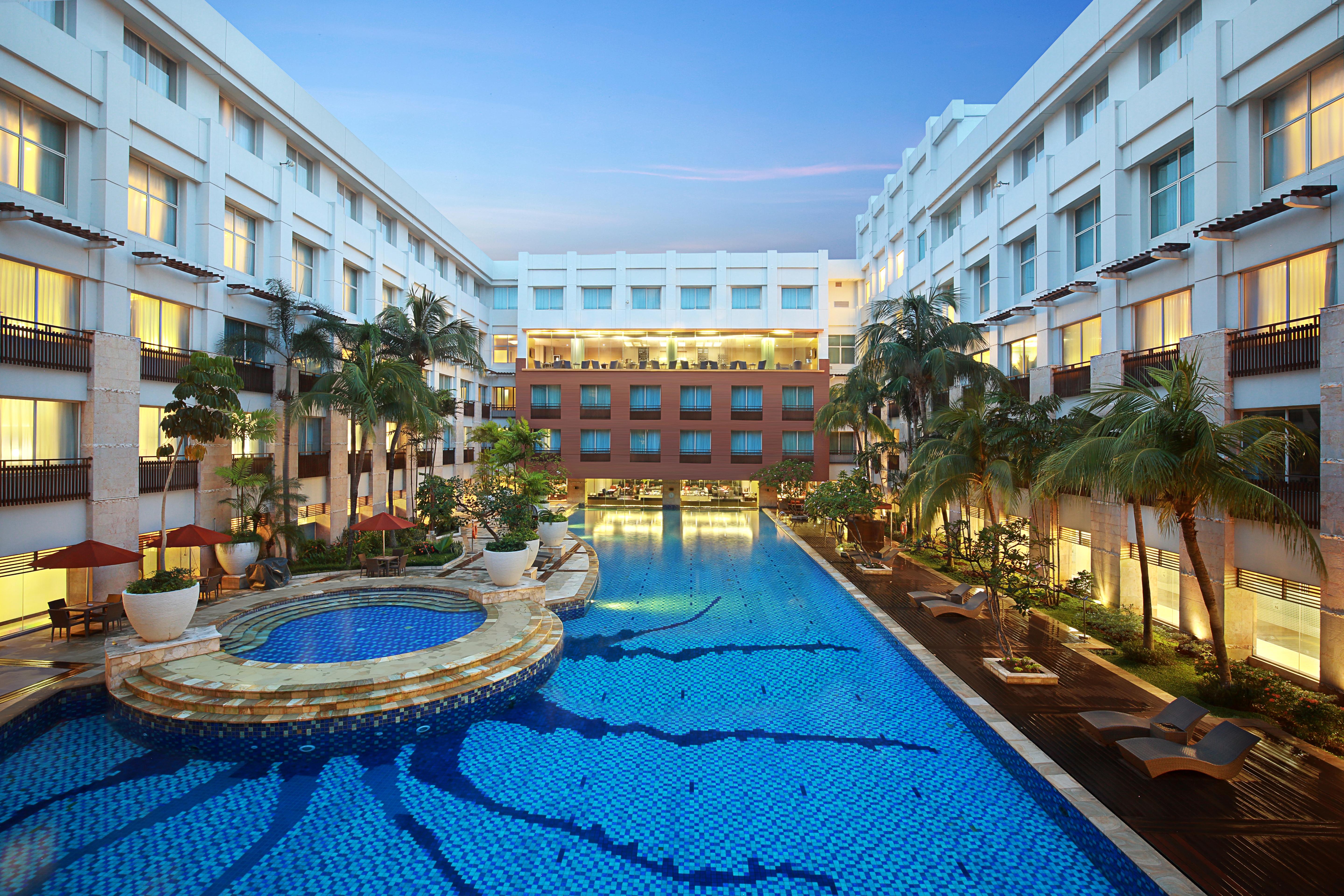 Ibis Styles Jakarta Mangga Dua Square Esterno foto