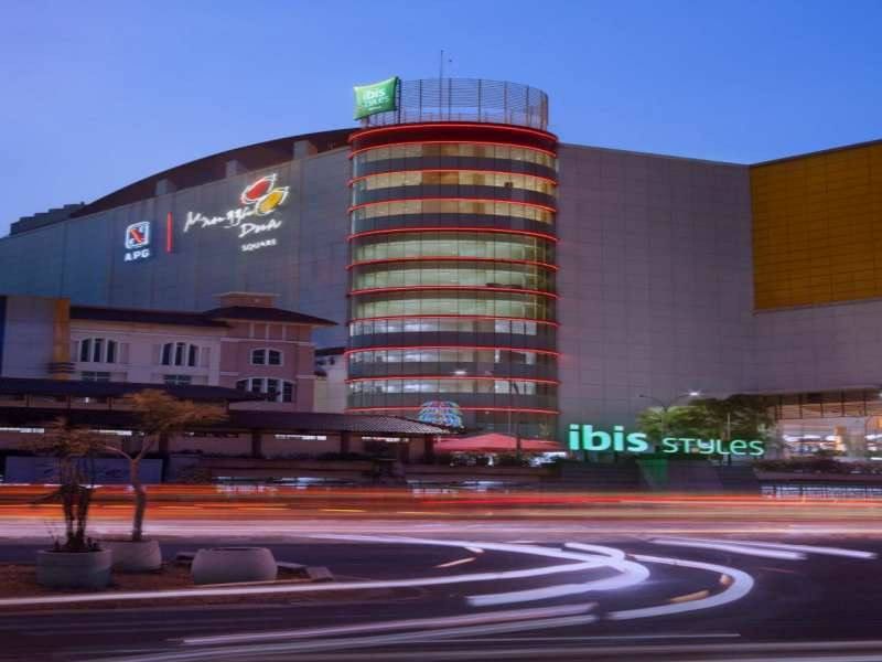 Ibis Styles Jakarta Mangga Dua Square Esterno foto